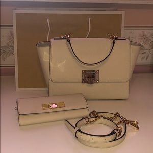 Michael Kors nude purse and matching wallet